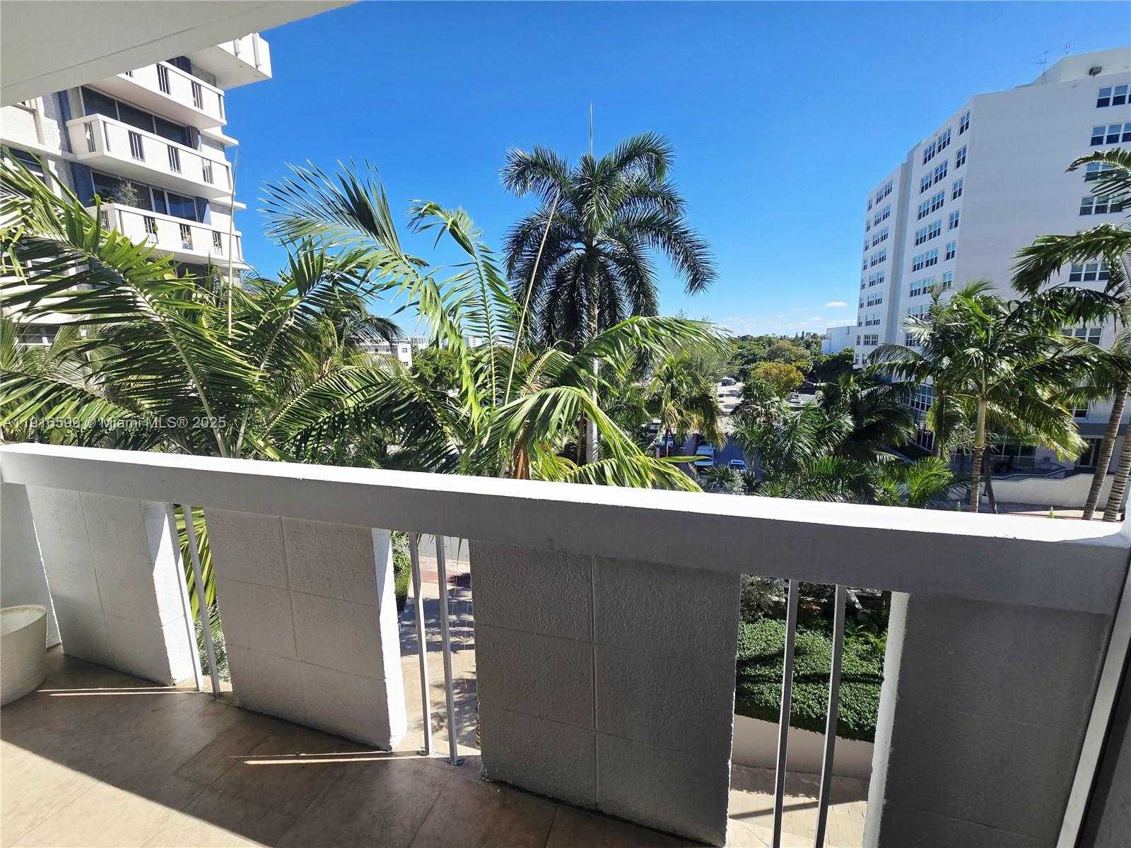 Small Image of 800 WEST AVE #528, Miami Beach Number 7
