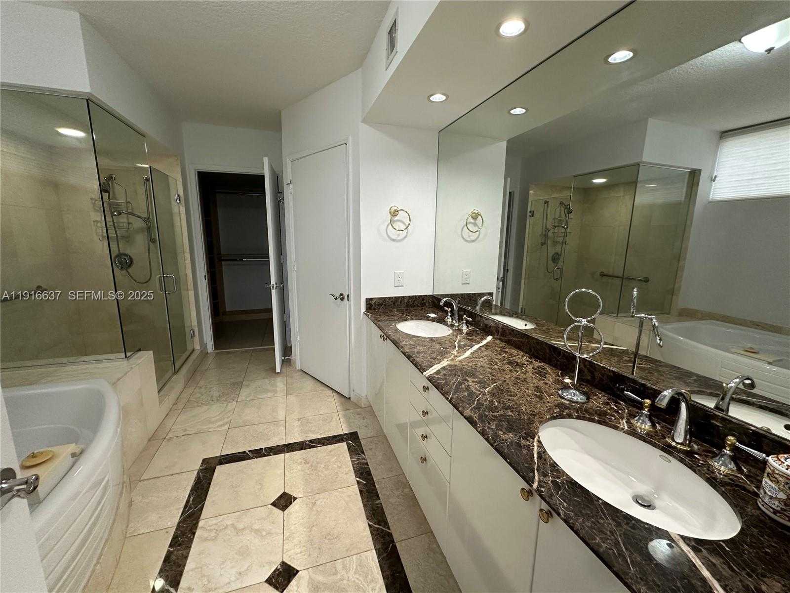 Small Image of 17555 COLLINS AVE #1702, Sunny Isles Beach Number 20