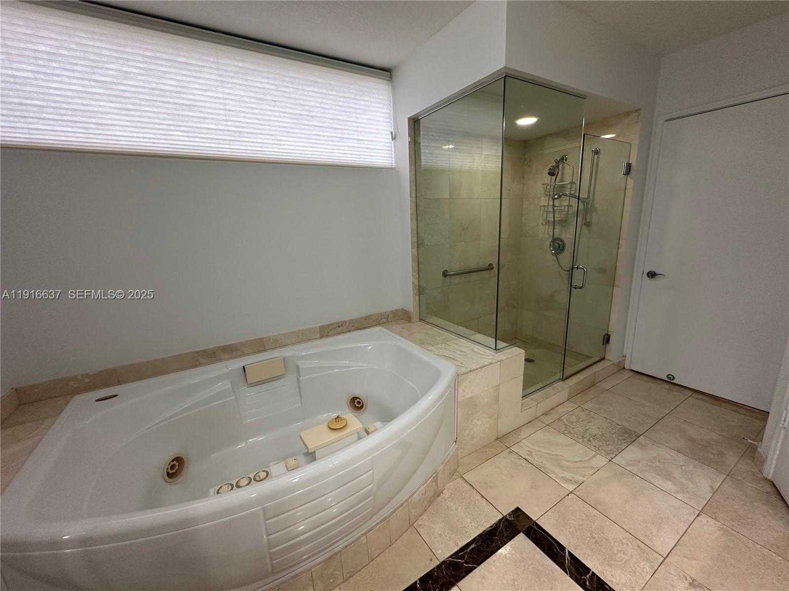 Small Image of 17555 COLLINS AVE #1702, Sunny Isles Beach Number 21