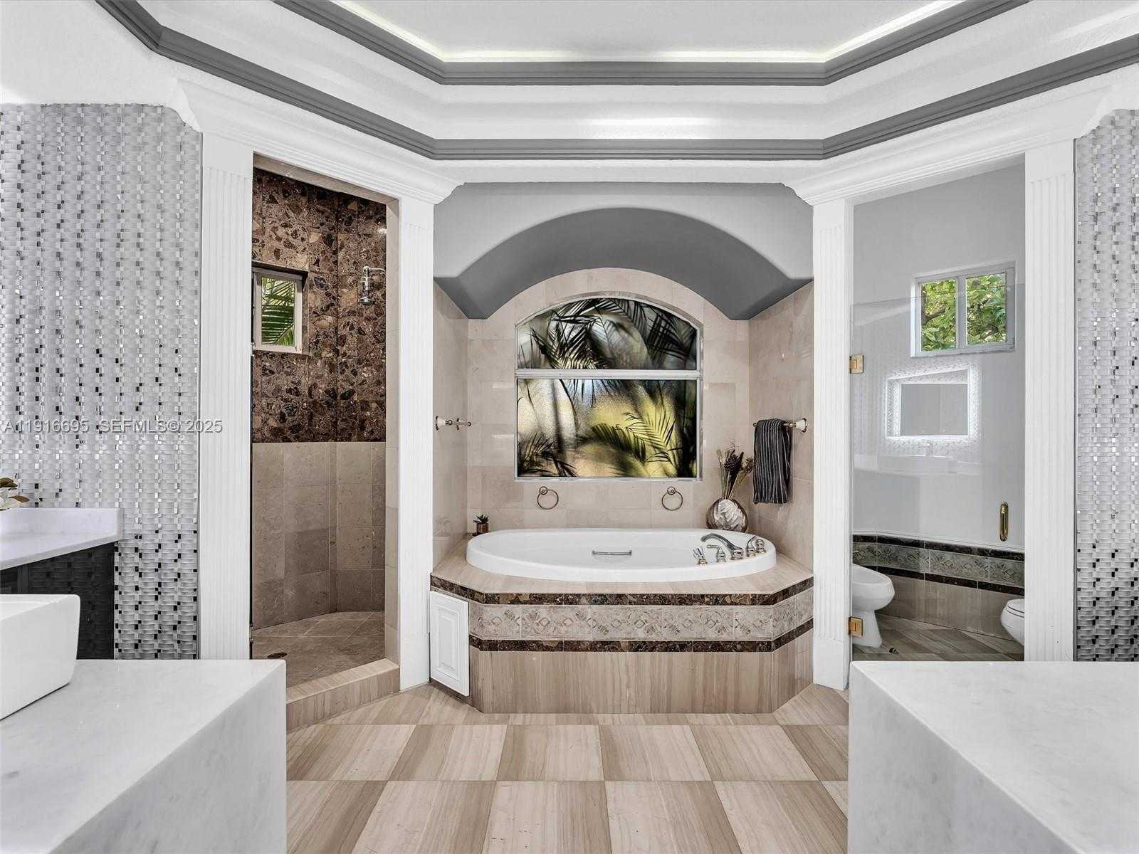 Small Image of 922 WASHINGTON ST, Hollywood Number 32