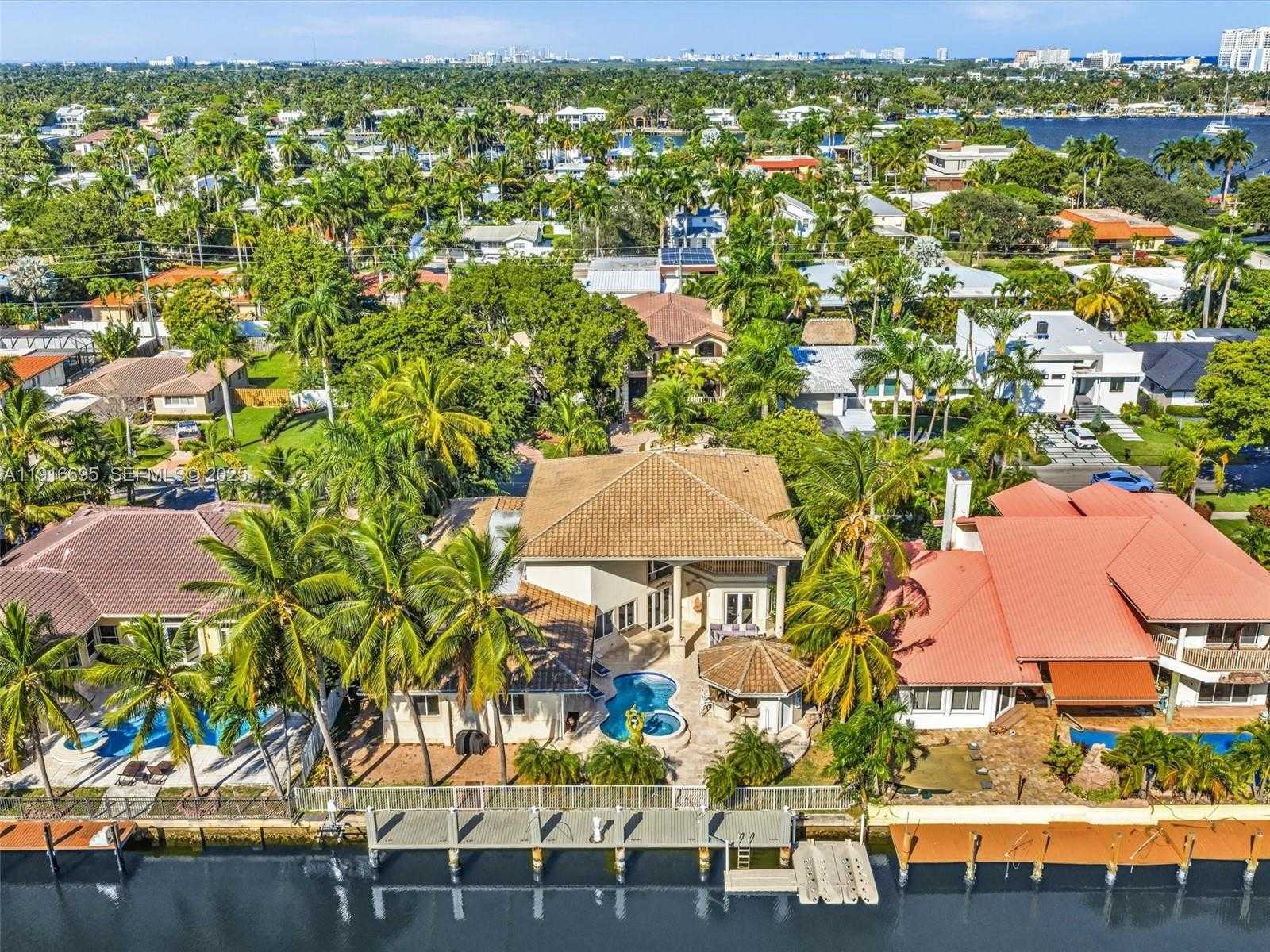 Small Image of 922 WASHINGTON ST, Hollywood Number 49