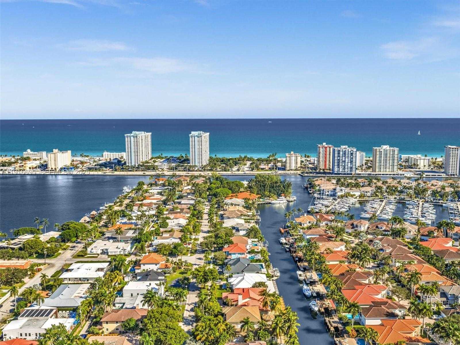 Small Image of 922 WASHINGTON ST, Hollywood Number 52