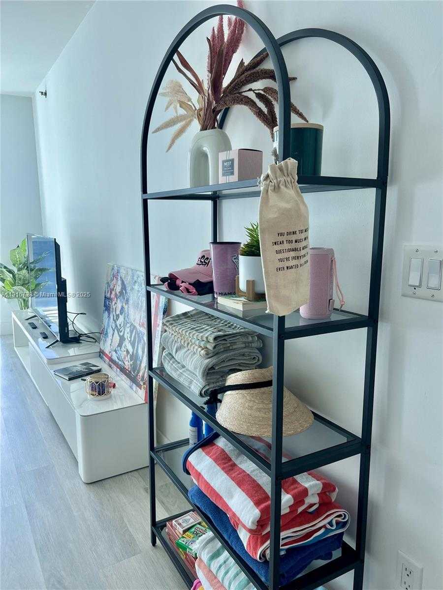 Small Image of 55 SOUTH EAST 6TH ST #2608, Miami Number 13