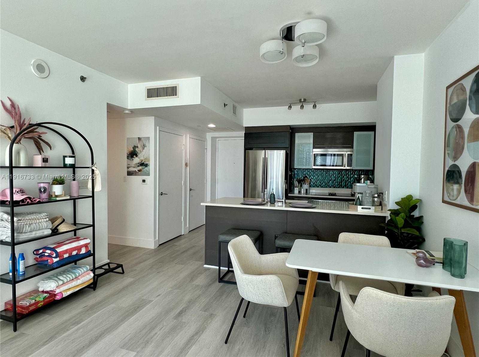 Small Image of 55 SOUTH EAST 6TH ST #2608, Miami Number 5