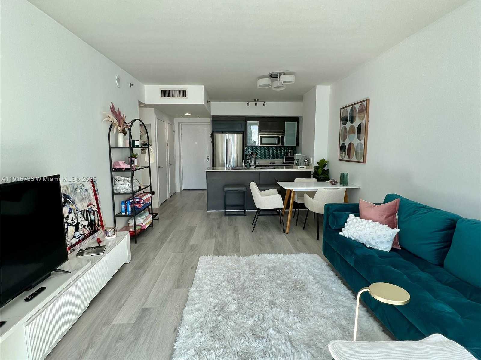 Small Image of 55 SOUTH EAST 6TH ST #2608, Miami Number 8