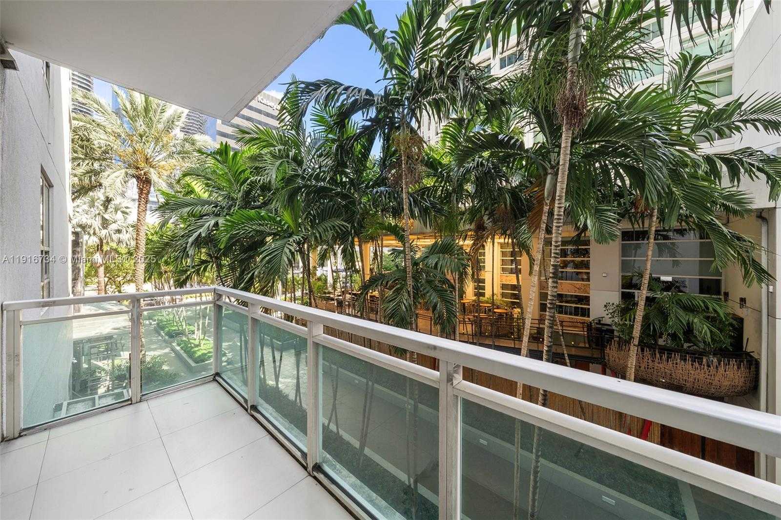 Small Image of 950 BRICKELL BAY DR #200, Miami Number 23