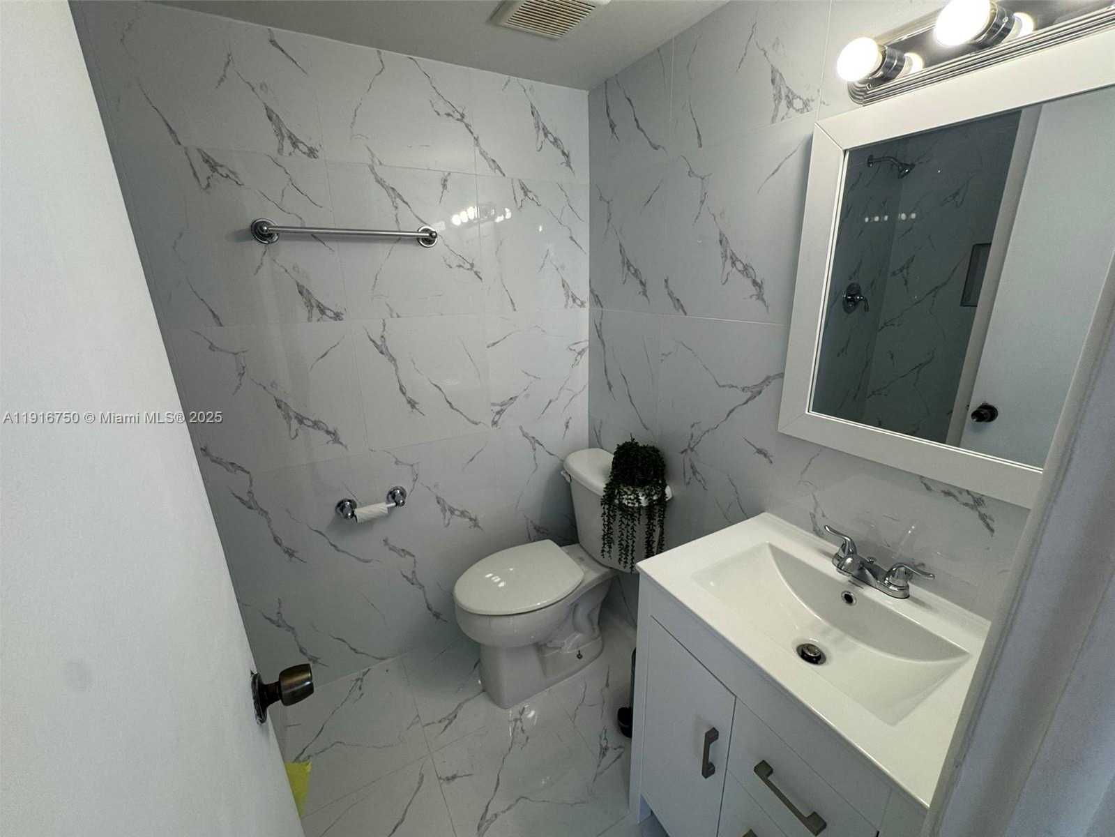 Small Image of 4709 NORTH WEST 7TH ST #106-9, Miami Number 14