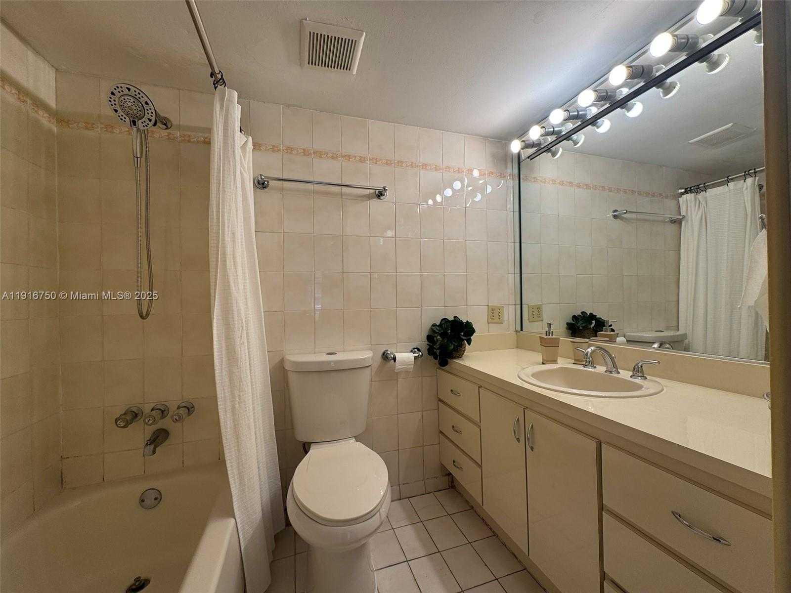 Small Image of 4709 NORTH WEST 7TH ST #106-9, Miami Number 17