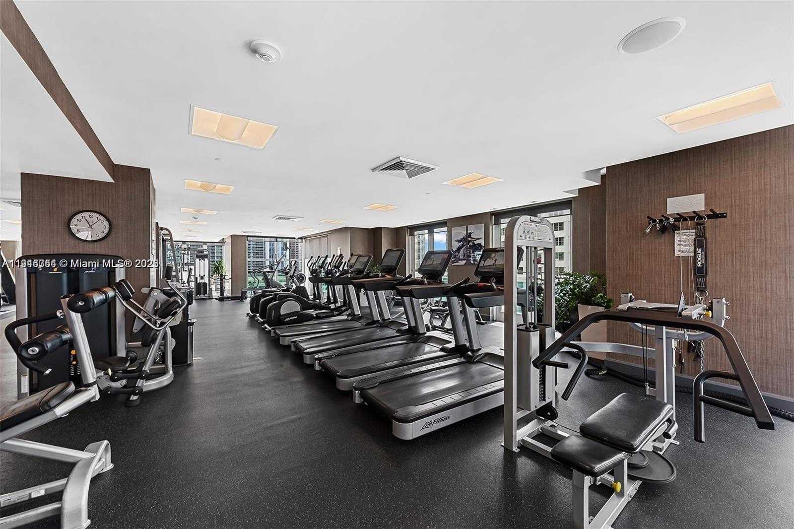 Small Image of 950 BRICKELL BAY DR #1103, Miami Number 24