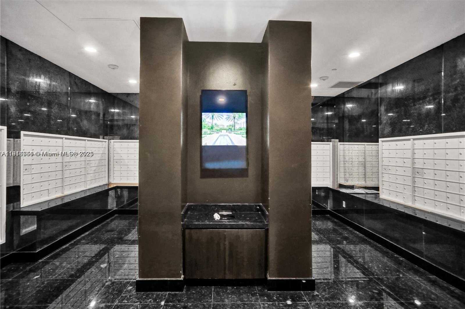 Small Image of 950 BRICKELL BAY DR #1103, Miami Number 27