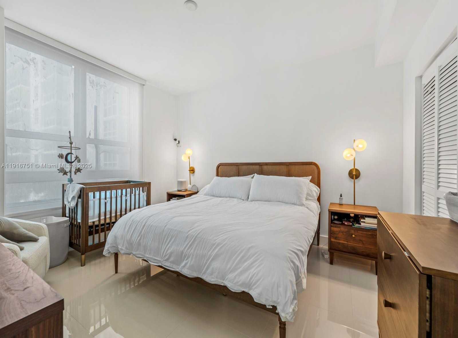 Small Image of 950 BRICKELL BAY DR #1103, Miami Number 9