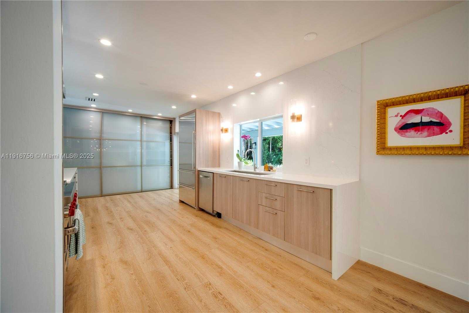 Small Image of 11905 SOUTH WEST 67TH AVE, Pinecrest Number 17