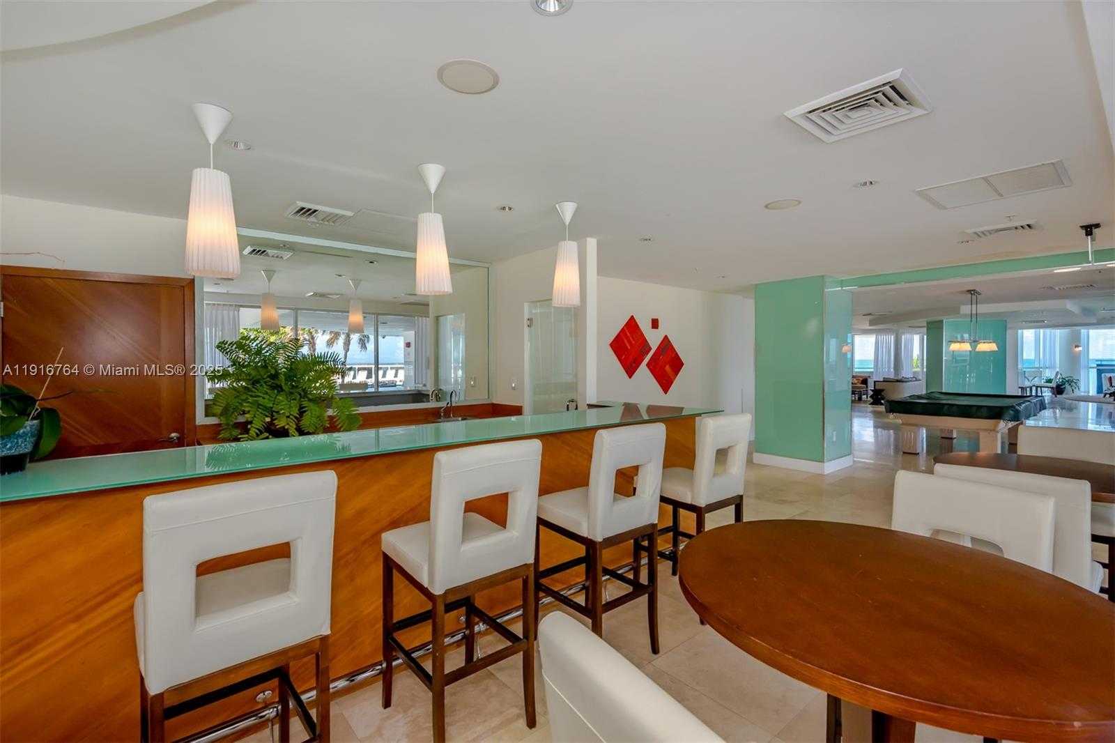 Small Image of 6301 COLLINS AVE #805, Miami Beach Number 31