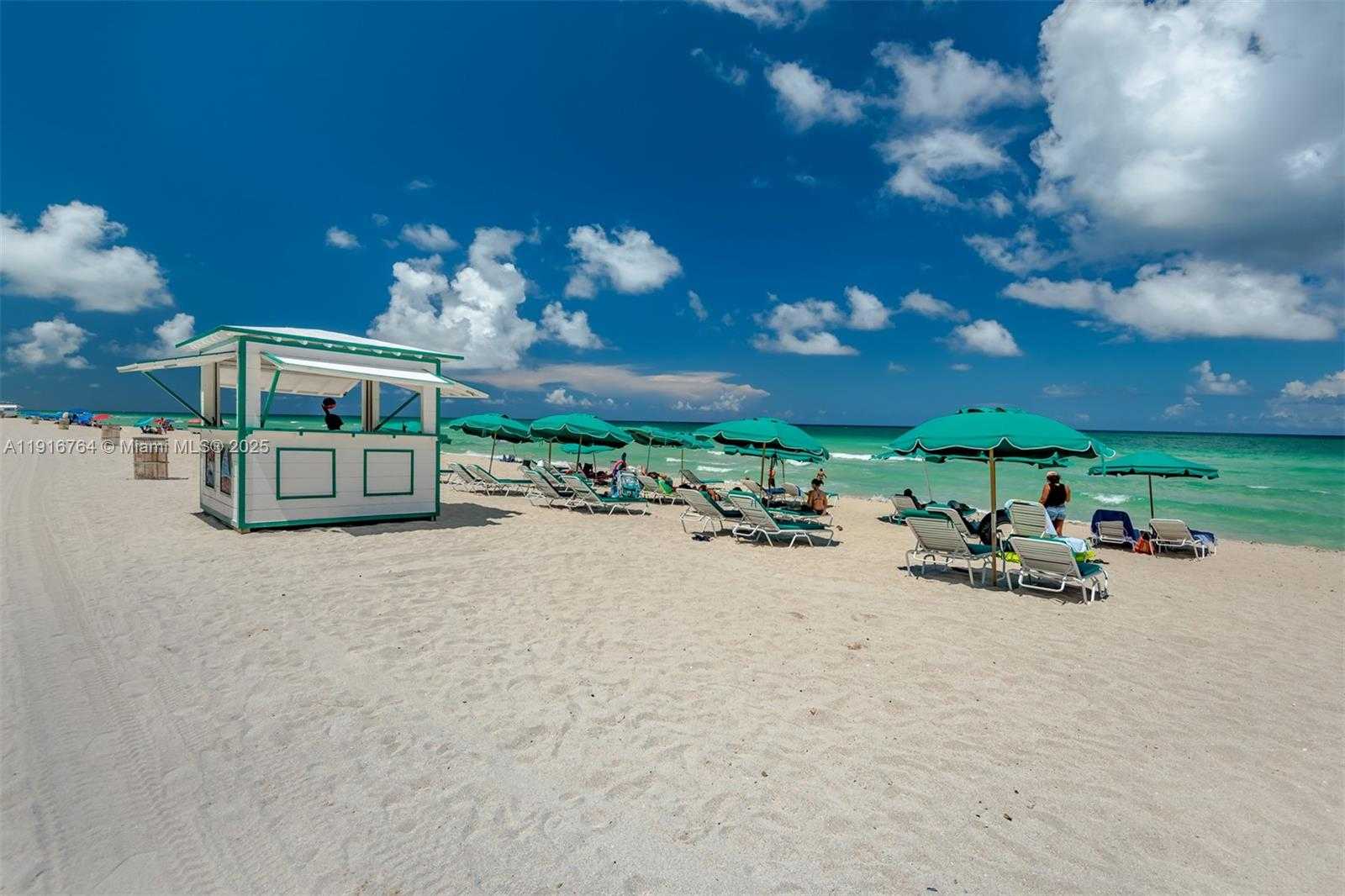 Small Image of 6301 COLLINS AVE #805, Miami Beach Number 36