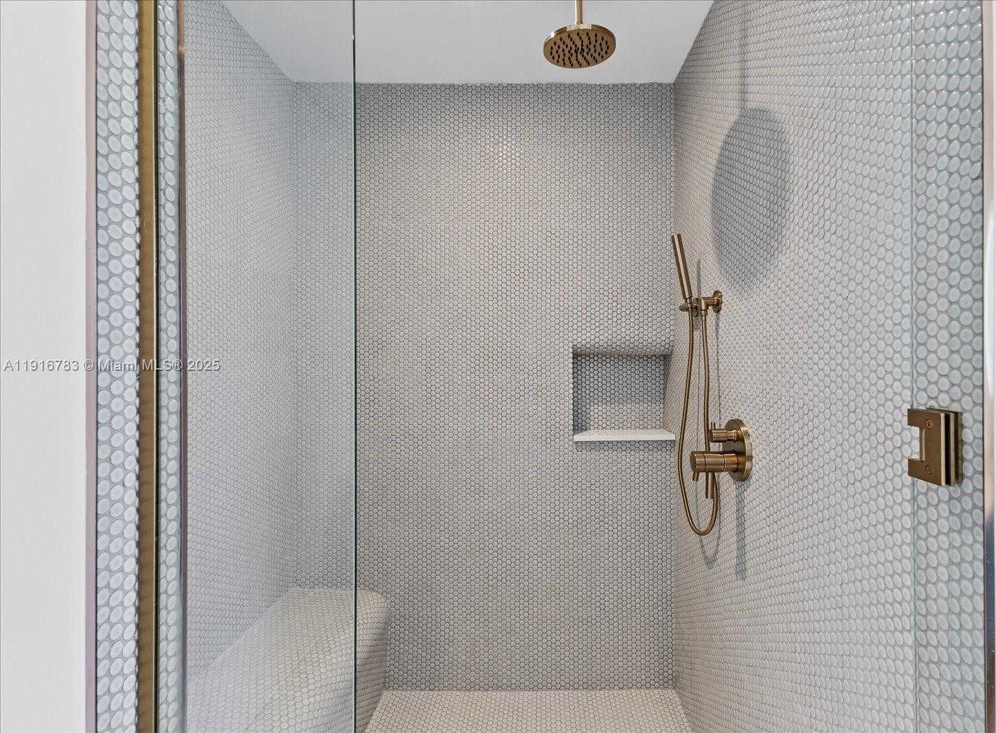 Small Image of 2678 TIGERTAIL AVE #1605, Miami Number 10