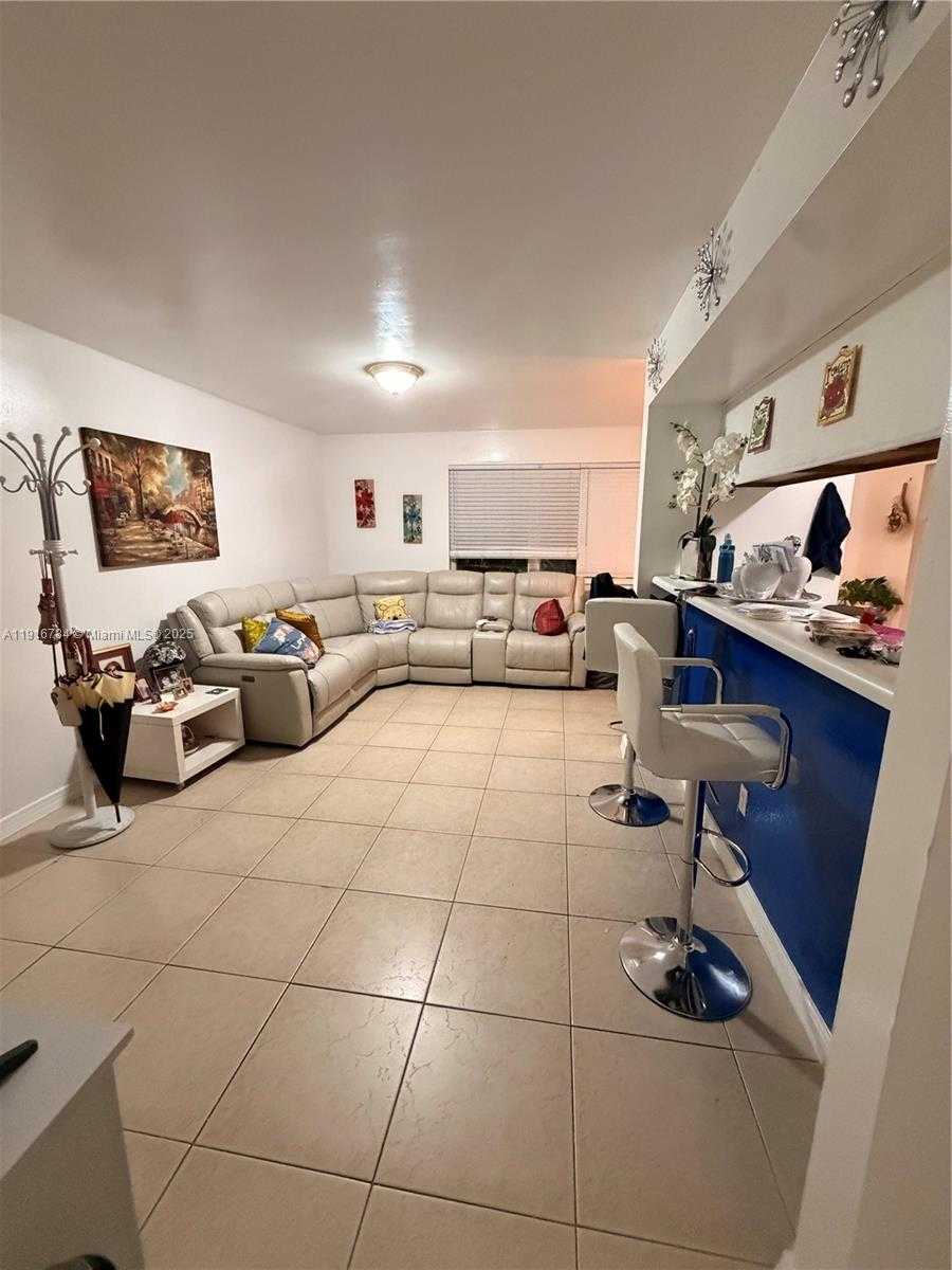 Small Image of 15340 SOUTH WEST 106TH TER #802, Miami Number 3