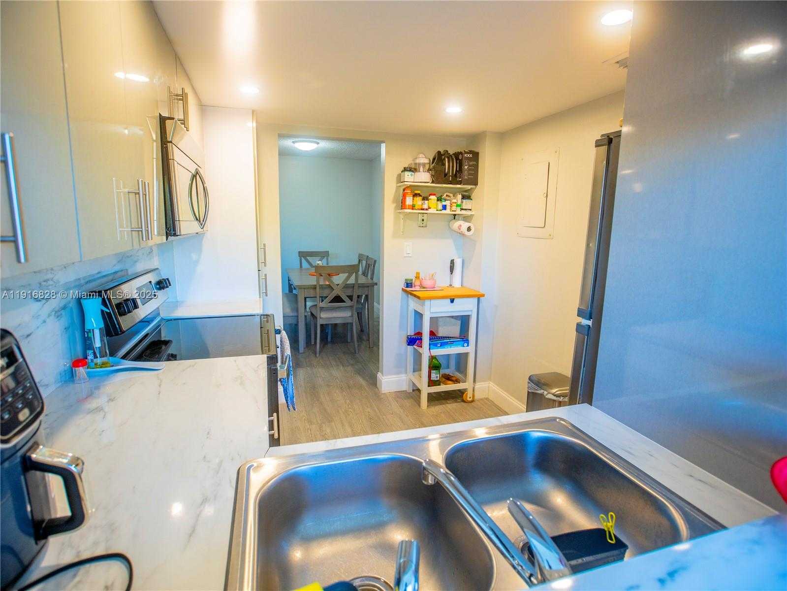 Small Image of 9400 WEST FLAGLER ST #313, Miami Number 16