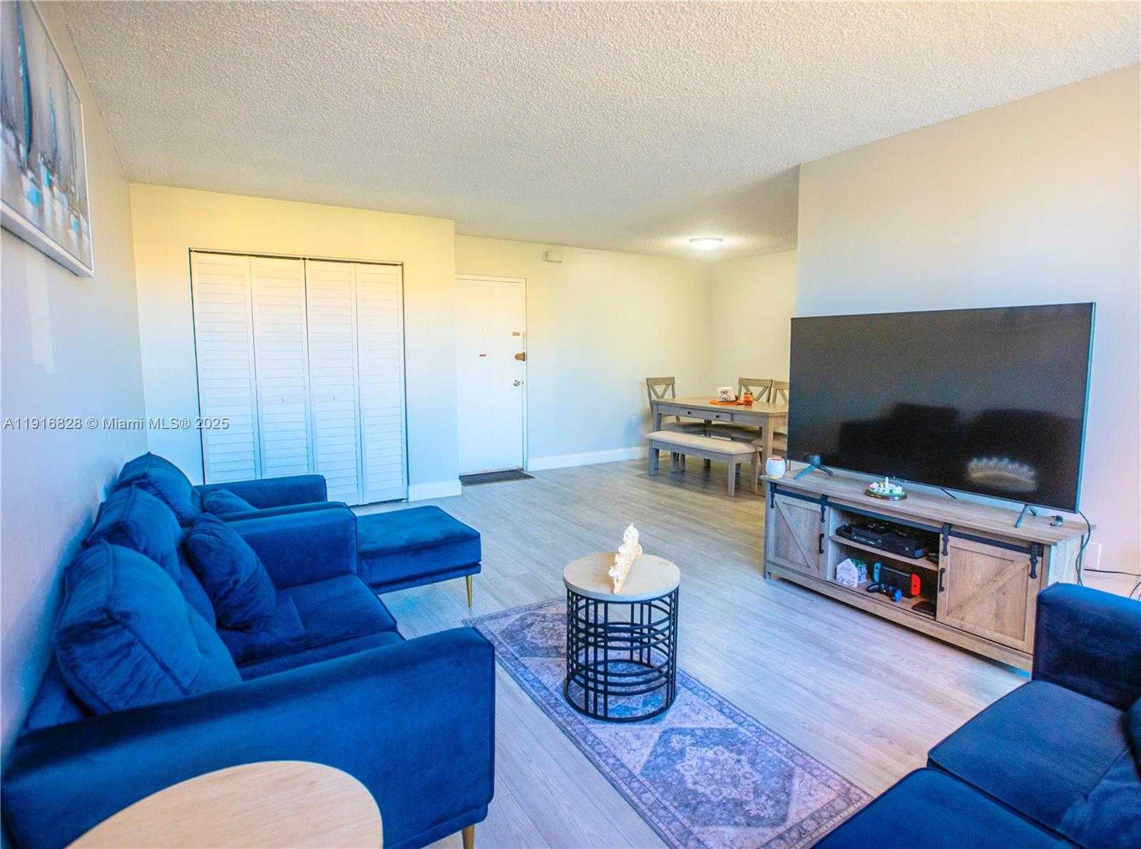Small Image of 9400 WEST FLAGLER ST #313, Miami Number 6