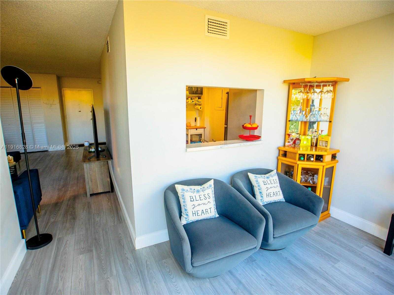 Small Image of 9400 WEST FLAGLER ST #313, Miami Number 7