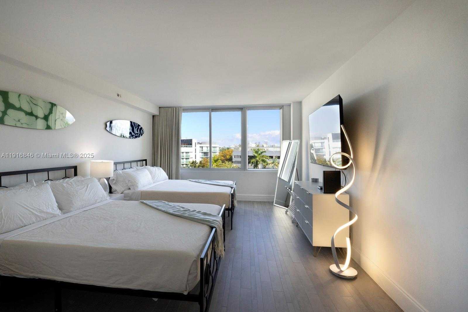 Small Image of 1100 WEST AVE #509, Miami Beach Number 11