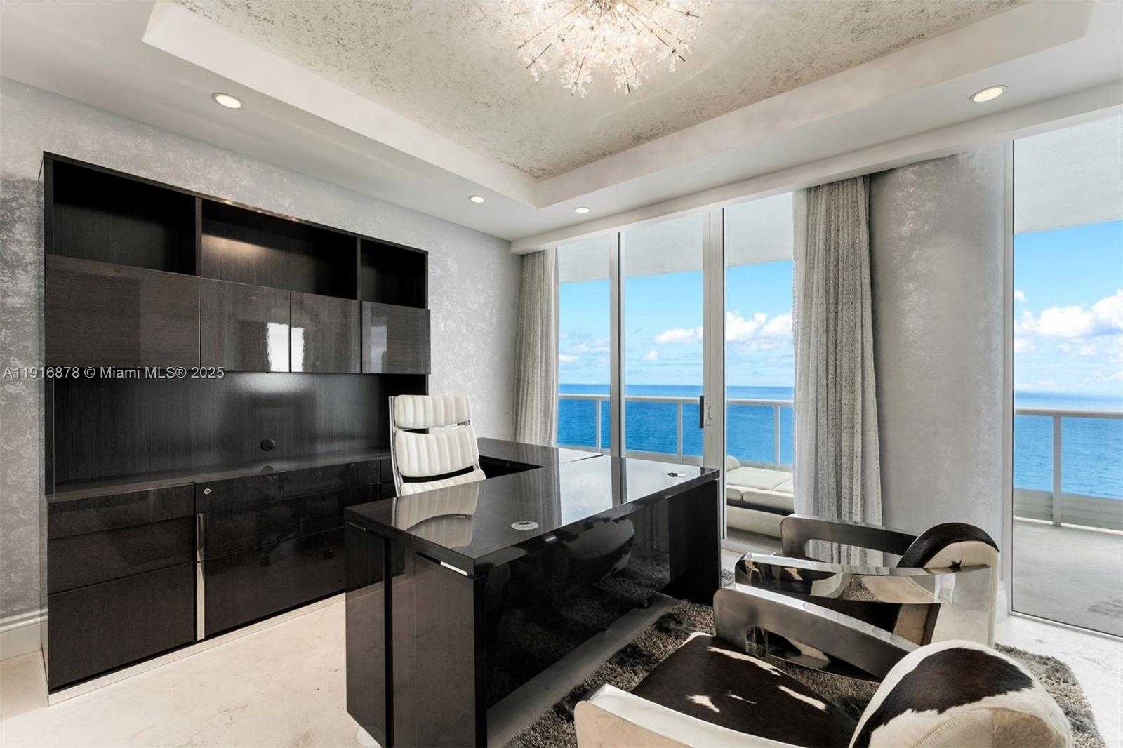 Small Image of 5025 COLLINS AVE #PH-1, Miami Beach Number 22
