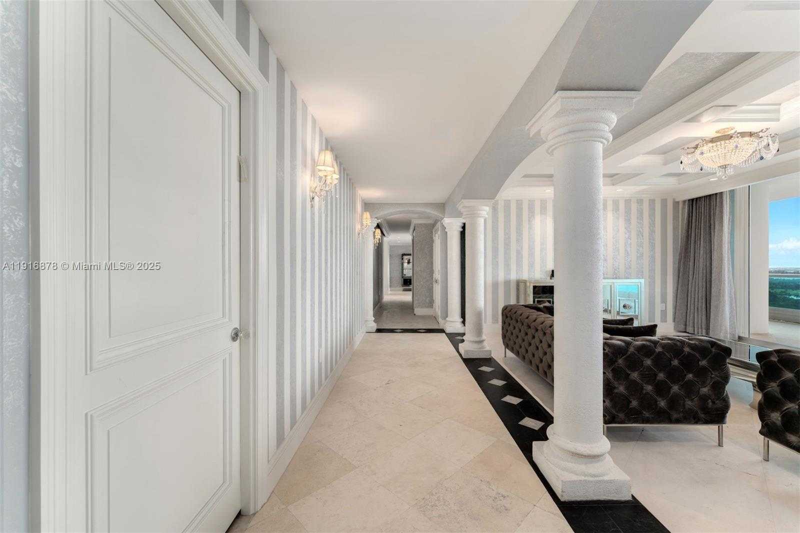 Small Image of 5025 COLLINS AVE #PH-1, Miami Beach Number 8