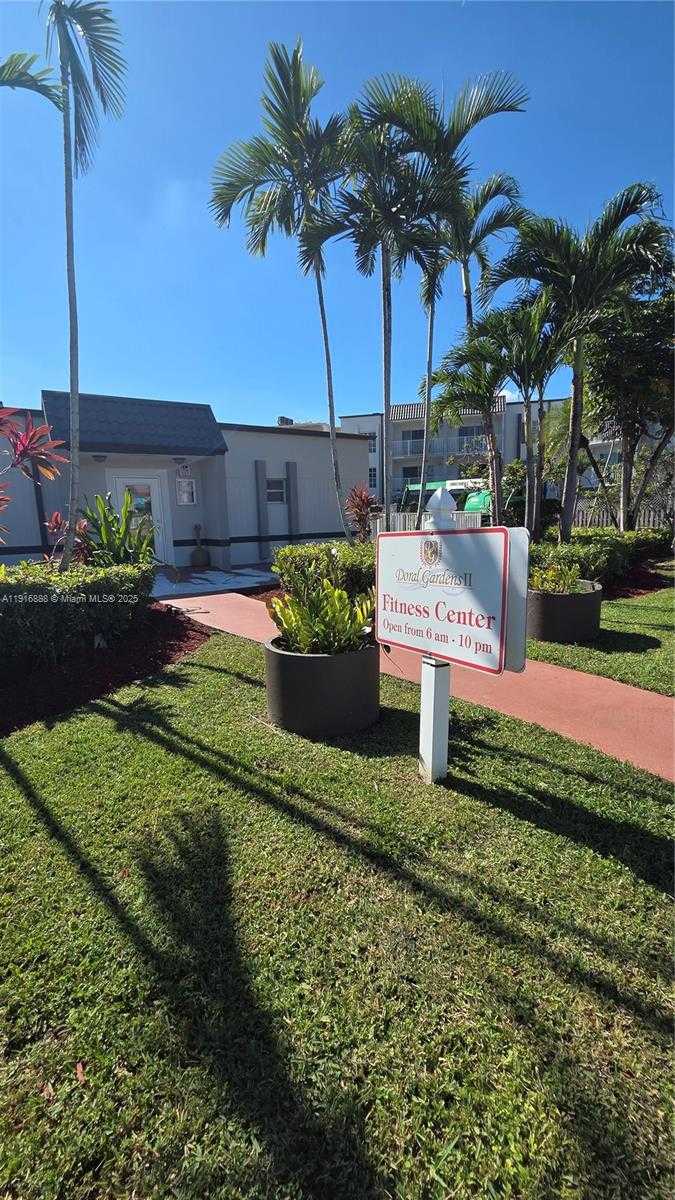 Small Image of 5122 NORTH WEST 79TH AVE #203, Doral Number 14