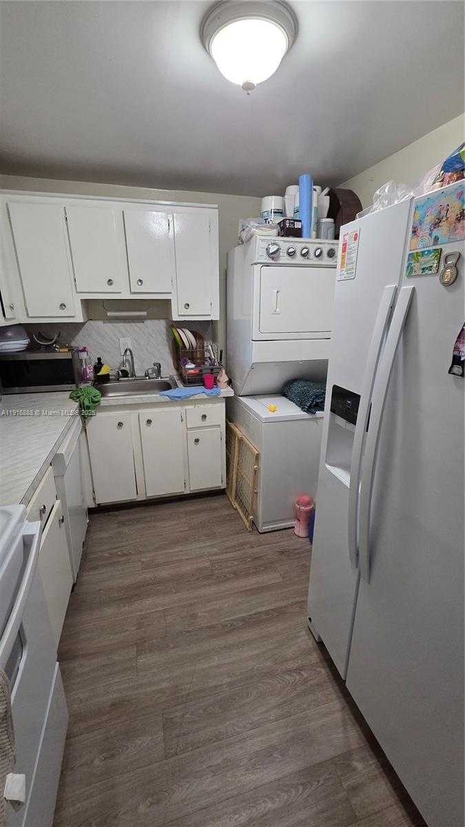 Small Image of 5122 NORTH WEST 79TH AVE #203, Doral Number 8