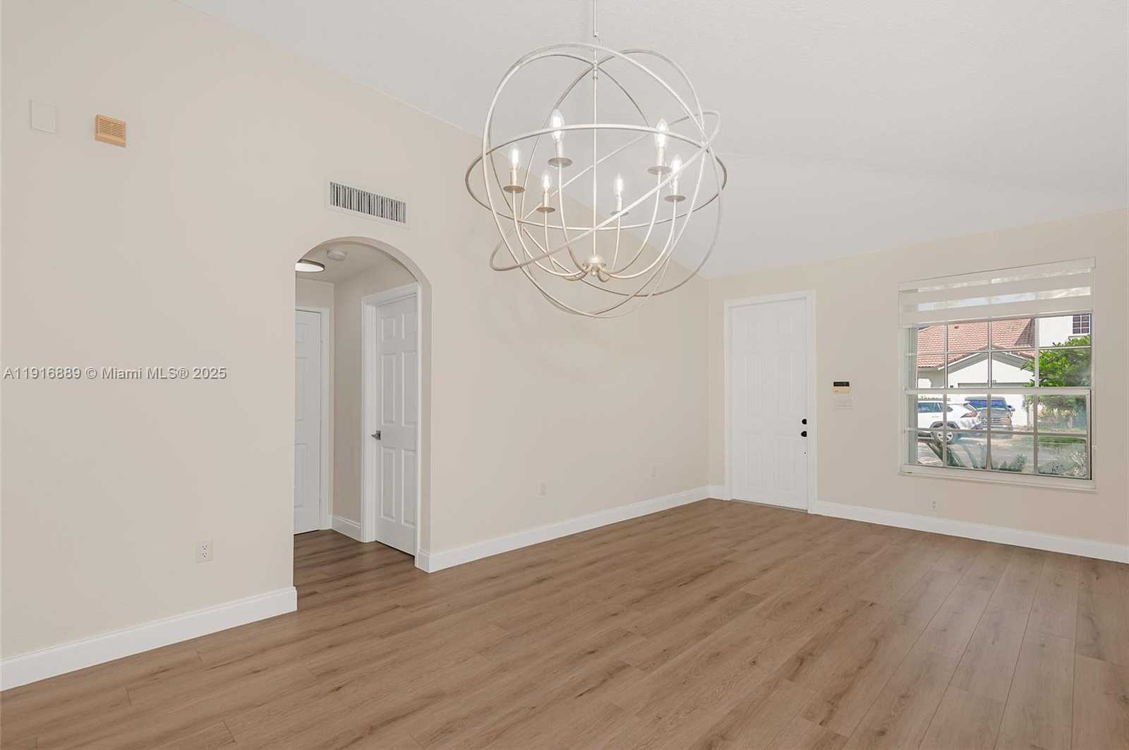 Small Image of 18866 SOUTH WEST 28TH CT, Miramar Number 13