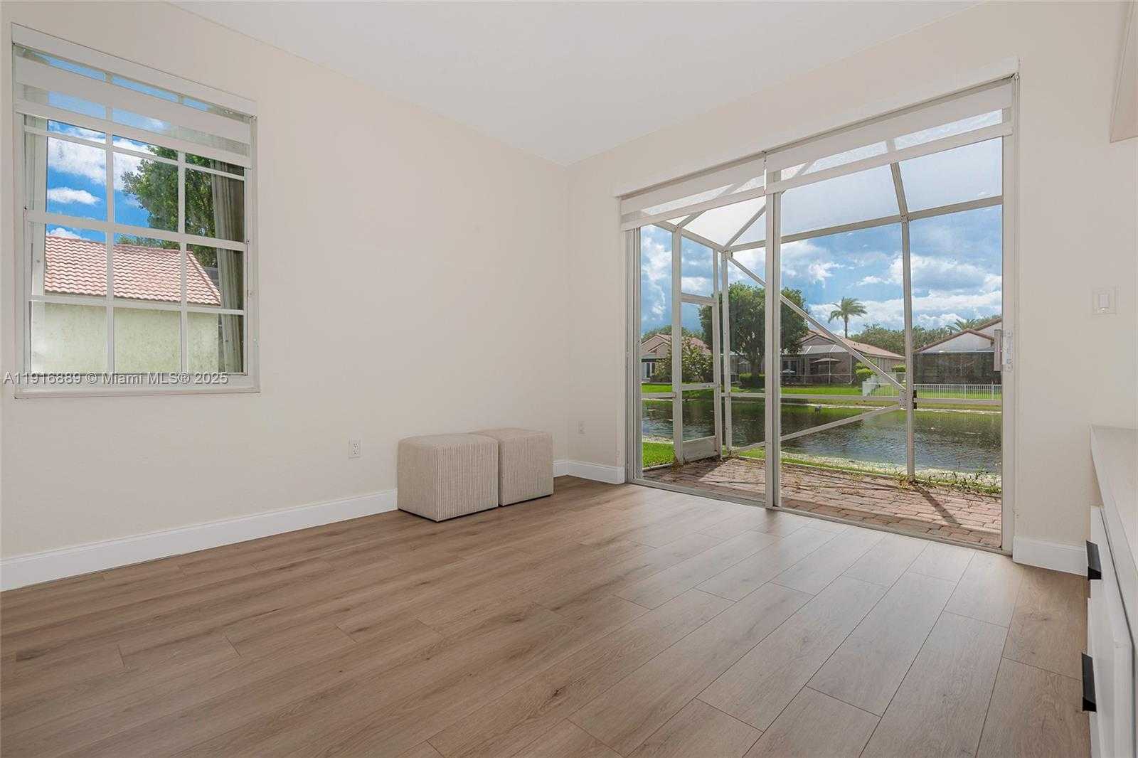 Small Image of 18866 SOUTH WEST 28TH CT, Miramar Number 17