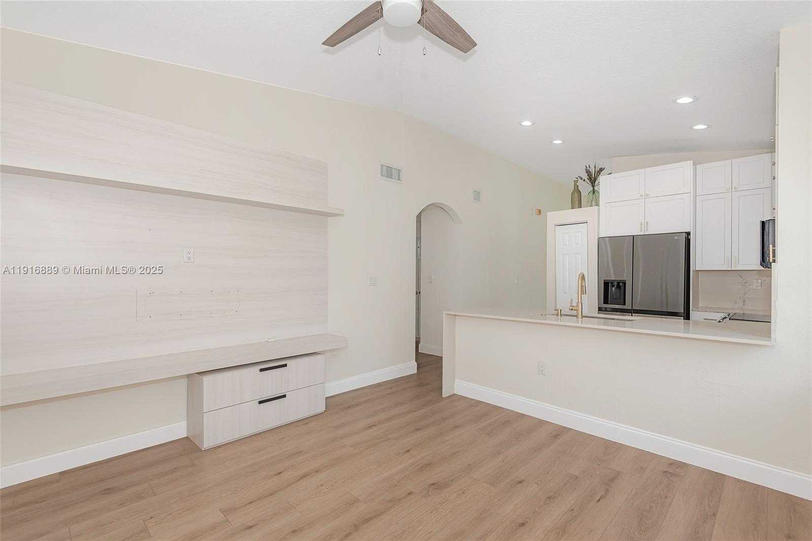 Small Image of 18866 SOUTH WEST 28TH CT, Miramar Number 20