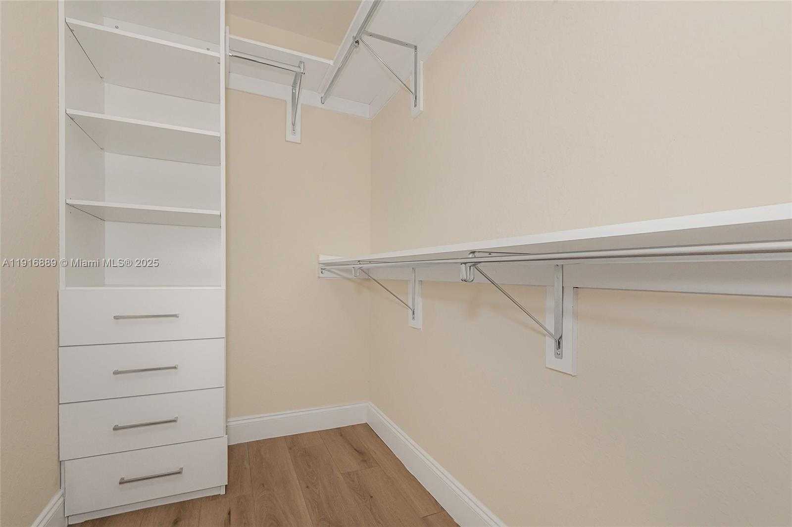 Small Image of 18866 SOUTH WEST 28TH CT, Miramar Number 27