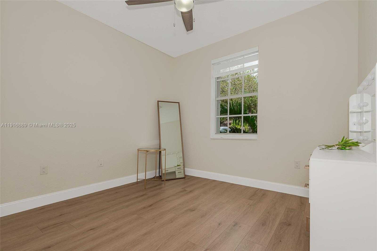 Small Image of 18866 SOUTH WEST 28TH CT, Miramar Number 34