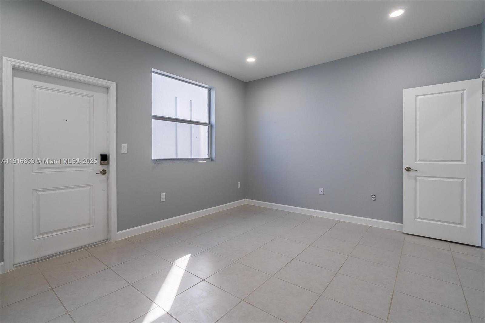 Small Image of 16225 SOUTH WEST 147TH CT #2, Miami Number 11