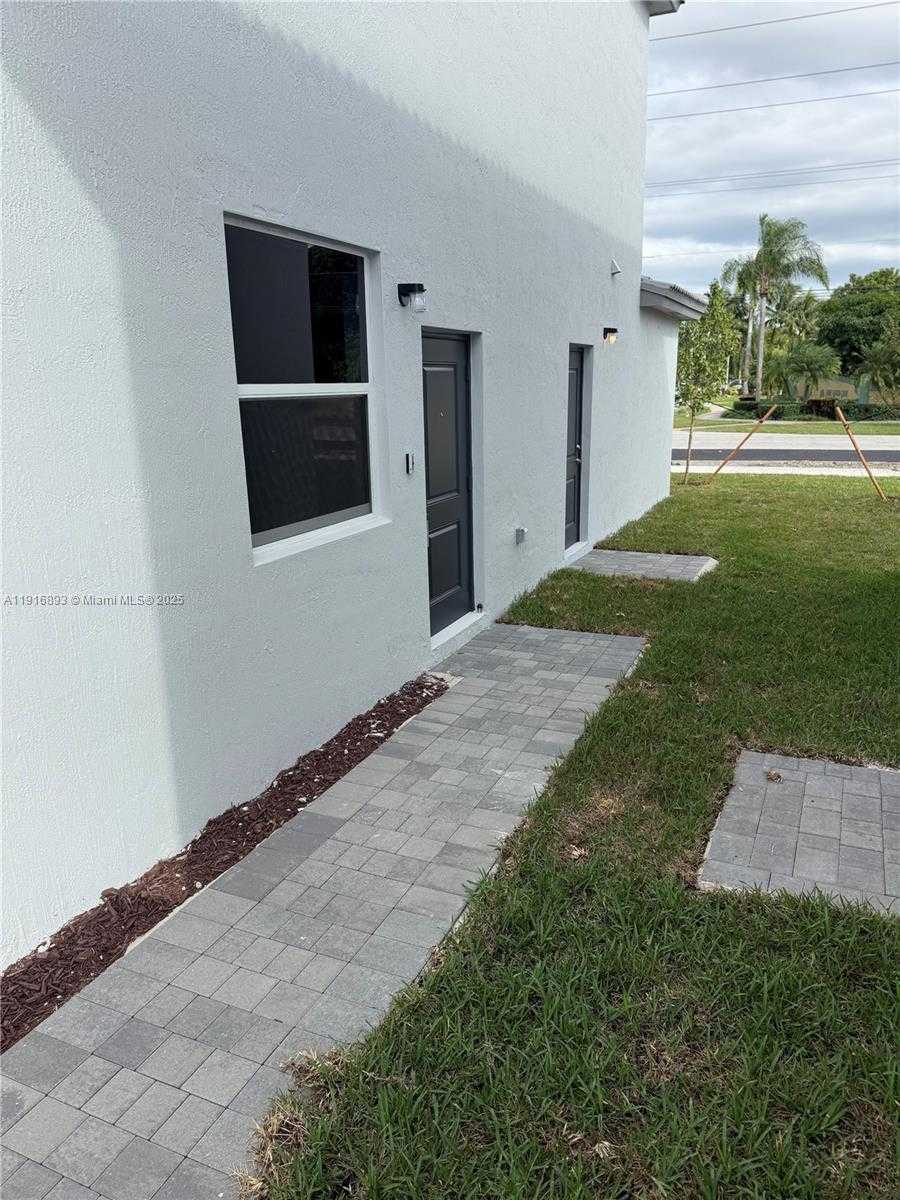 Small Image of 16225 SOUTH WEST 147TH CT #2, Miami Number 2