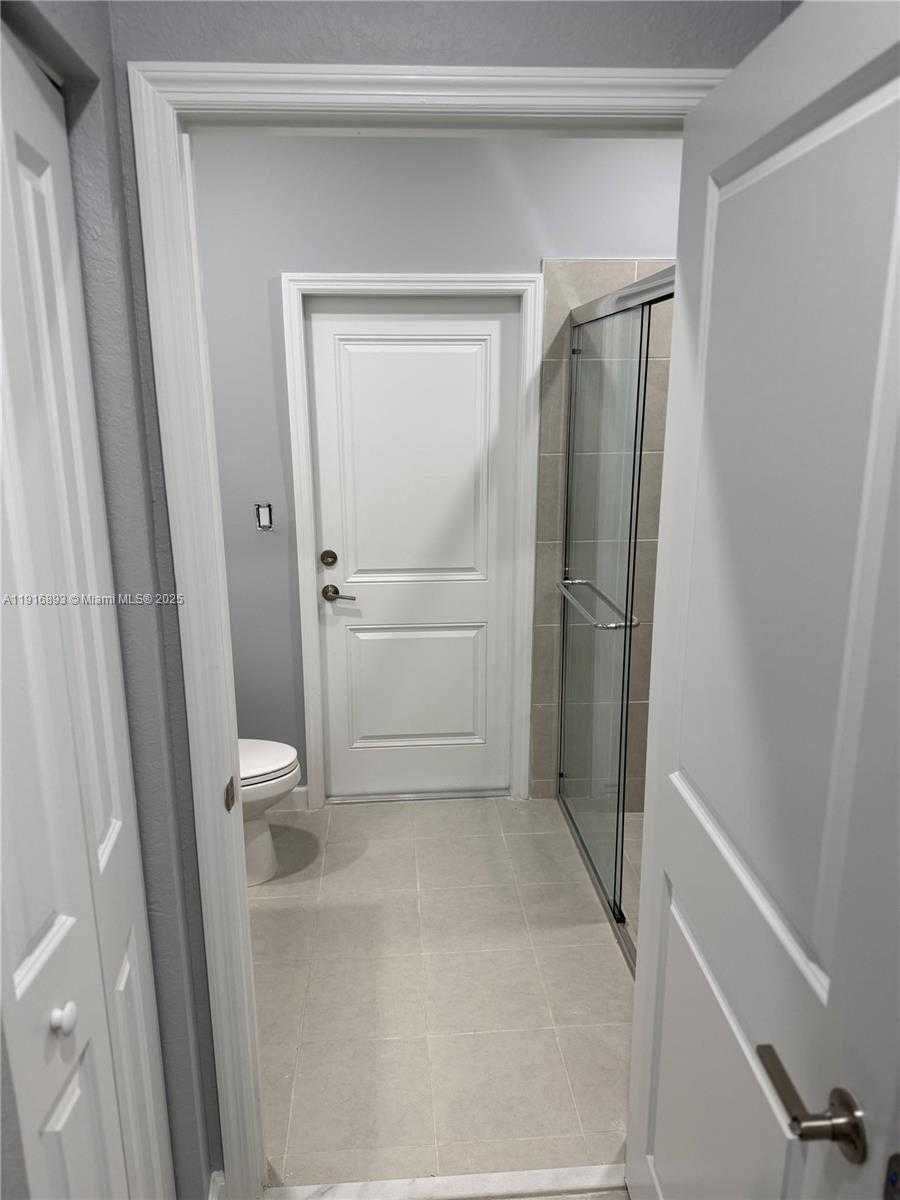 Small Image of 16225 SOUTH WEST 147TH CT #2, Miami Number 7