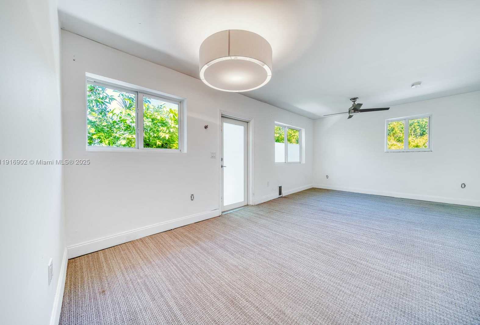 Small Image of 845 NORTH EAST 119TH ST, Biscayne Park Number 19