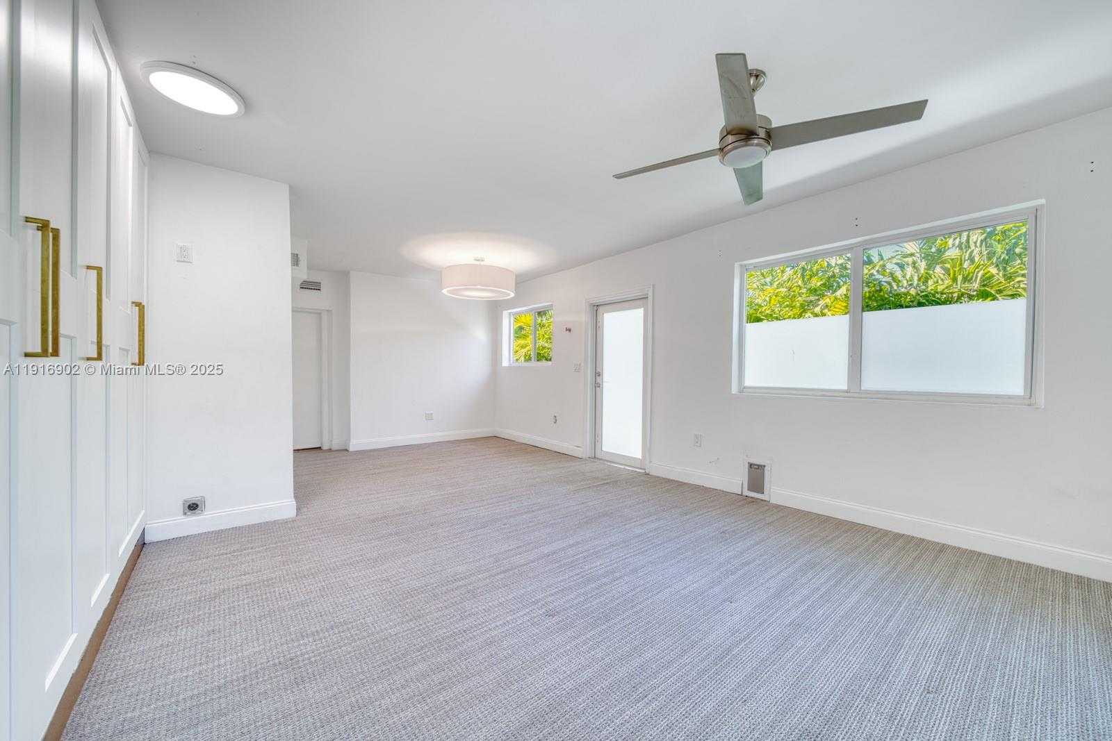 Small Image of 845 NORTH EAST 119TH ST, Biscayne Park Number 7