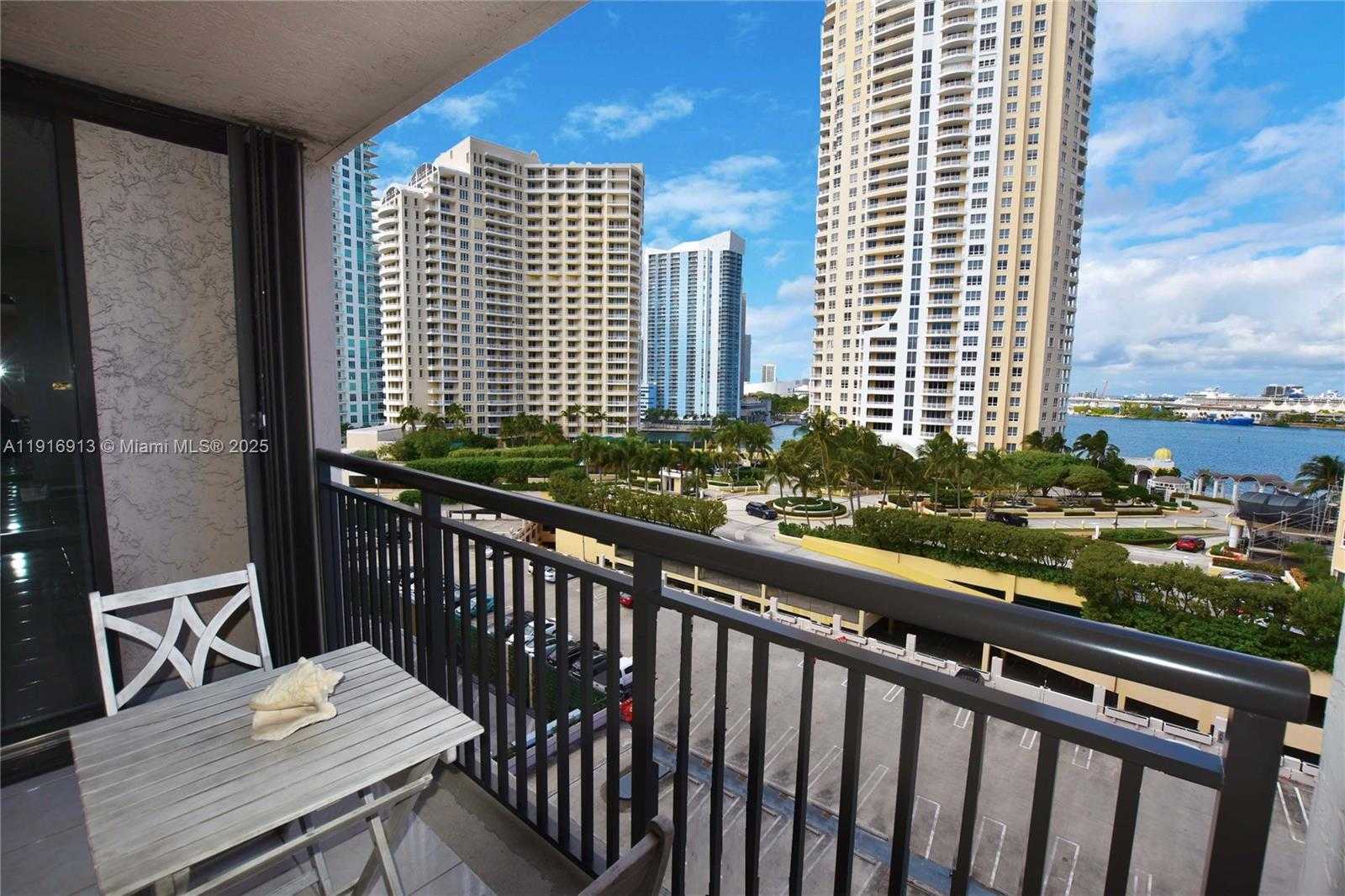 Small Image of 540 BRICKELL KEY DR #1120, Miami Number 2