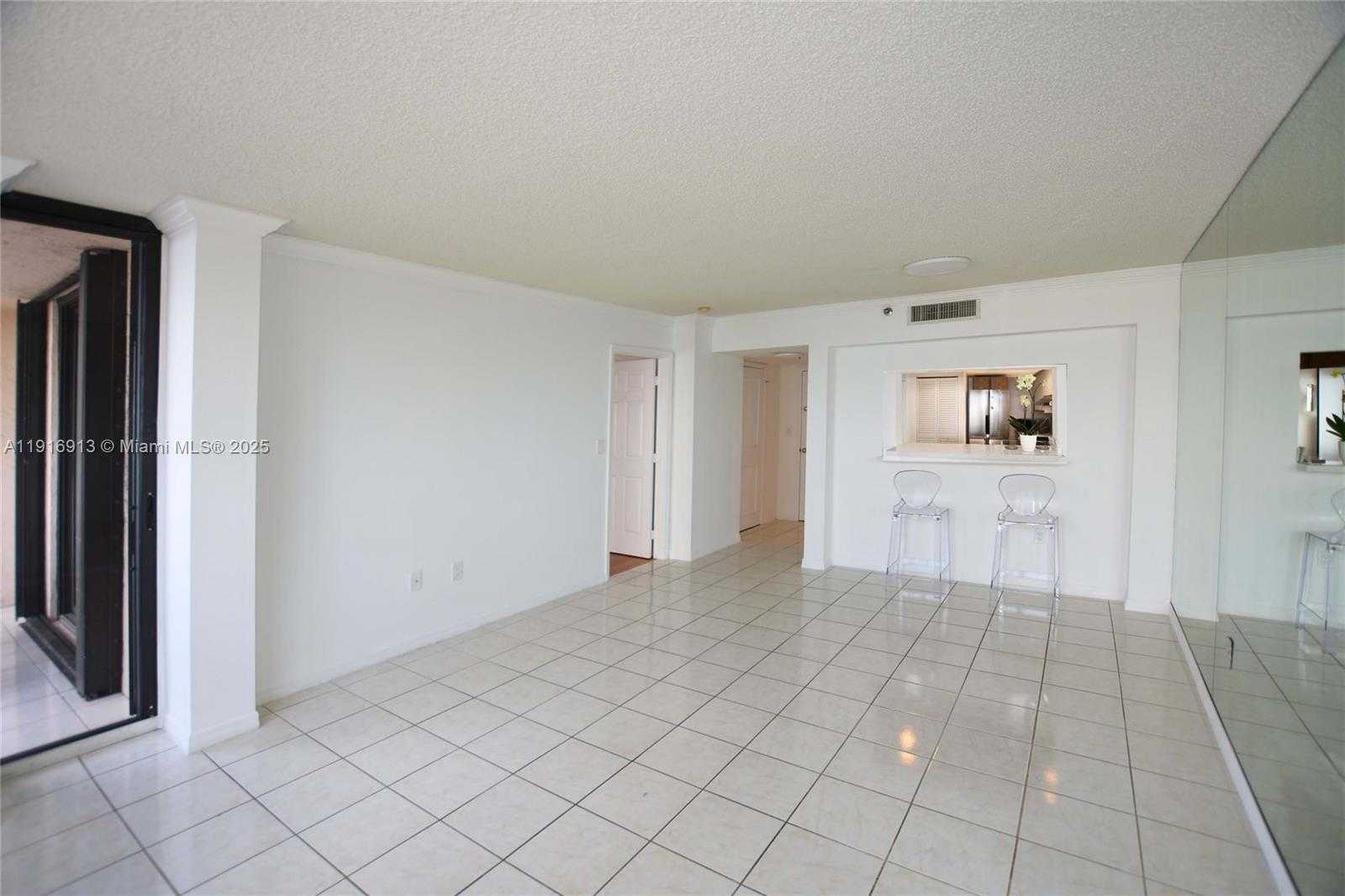 Small Image of 540 BRICKELL KEY DR #1120, Miami Number 7