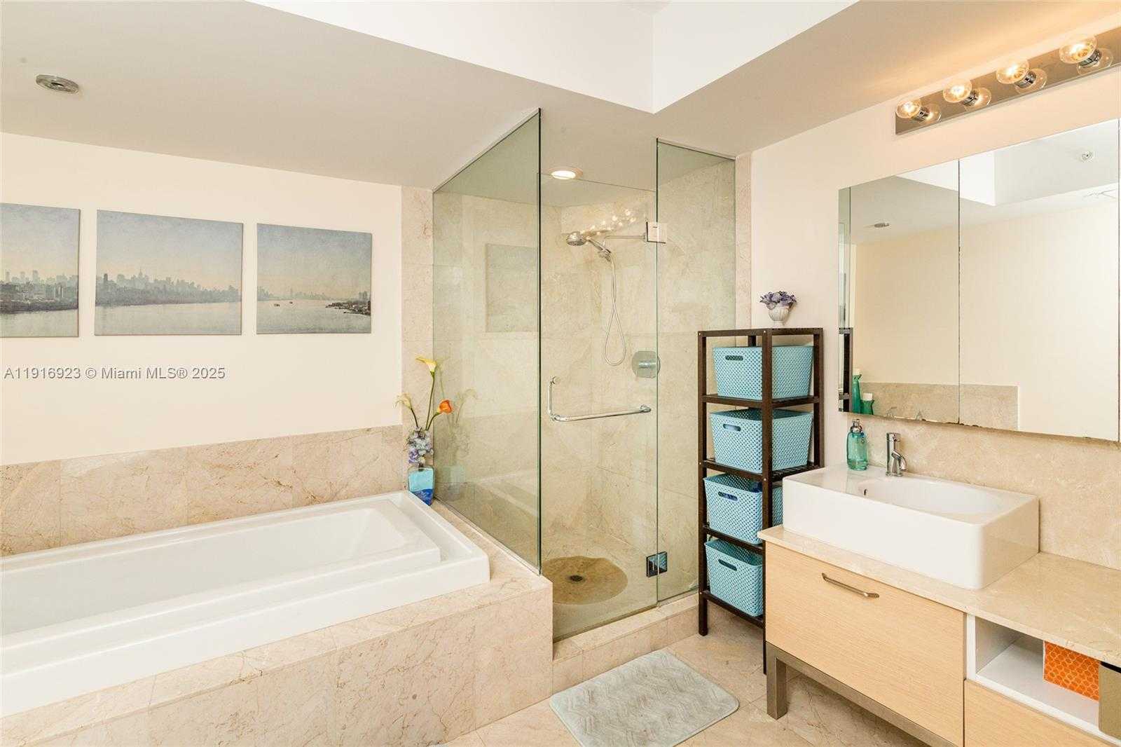 Small Image of 218 SOUTH EAST 14TH ST #1006, Miami Number 14