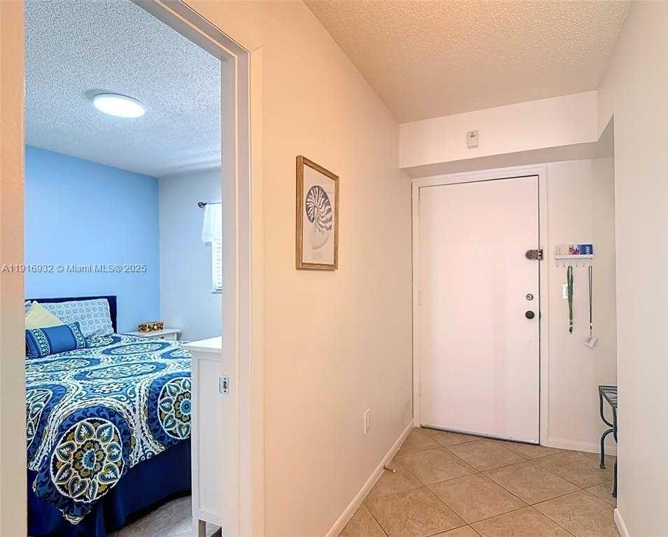 Small Image of 201 178TH DR #315, Sunny Isles Beach Number 14