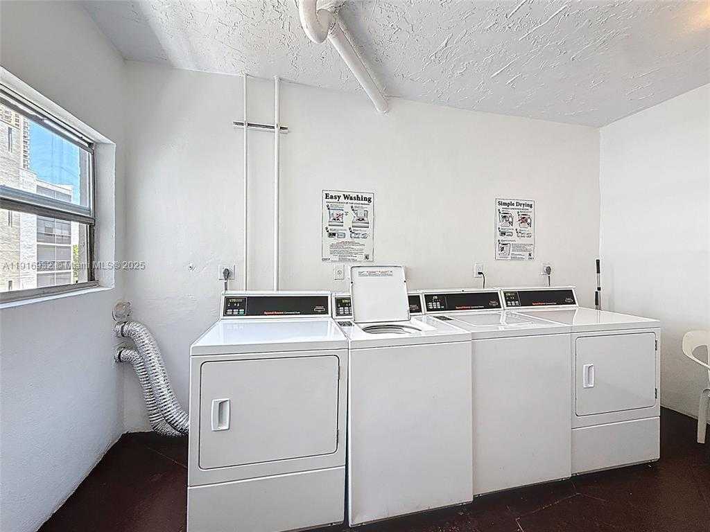 Small Image of 201 178TH DR #315, Sunny Isles Beach Number 31