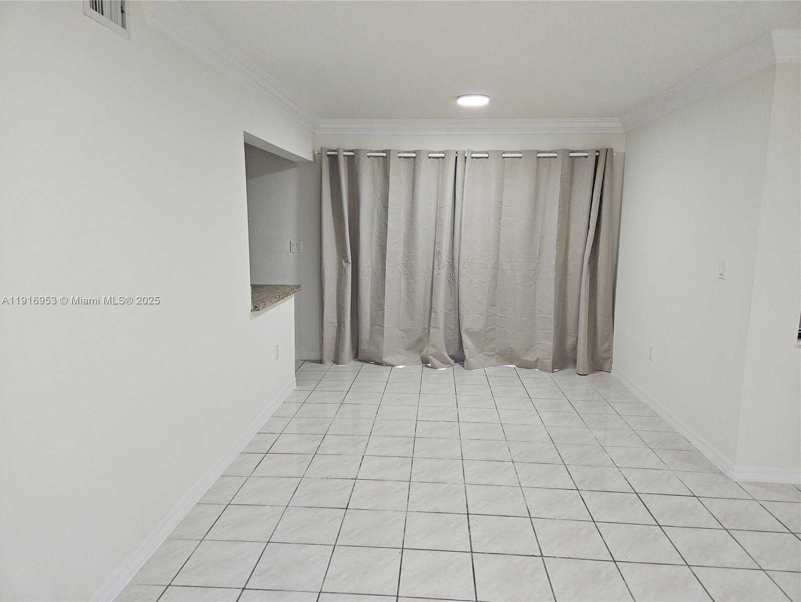 Small Image of 311 WEST PARK DR #101-13, Miami Number 15