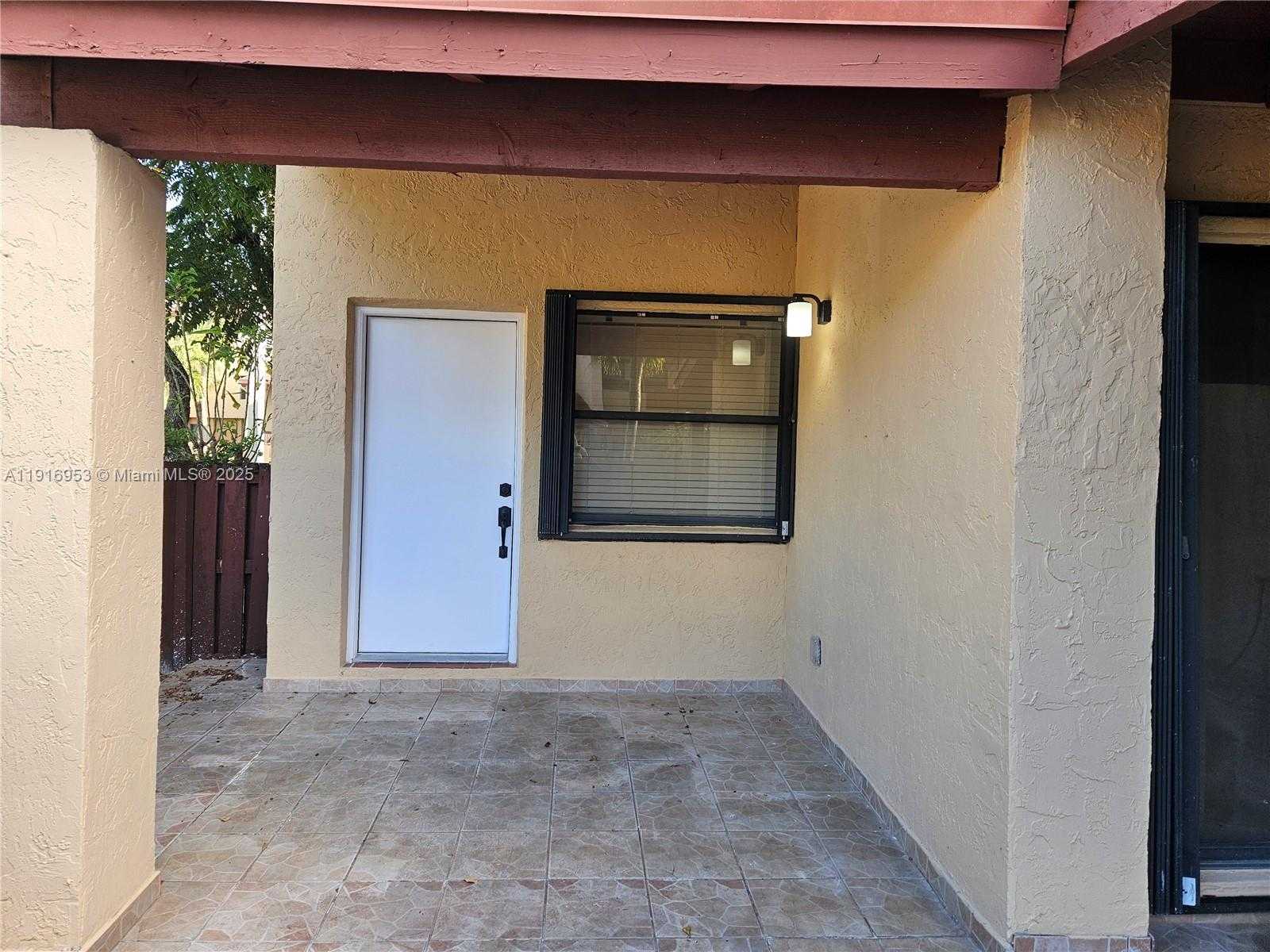 Small Image of 311 WEST PARK DR #101-13, Miami Number 2