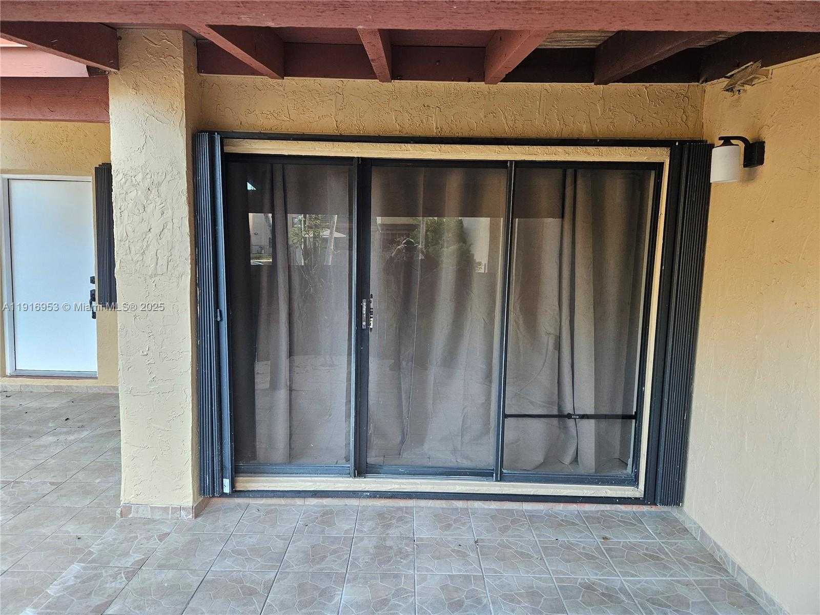 Small Image of 311 WEST PARK DR #101-13, Miami Number 3