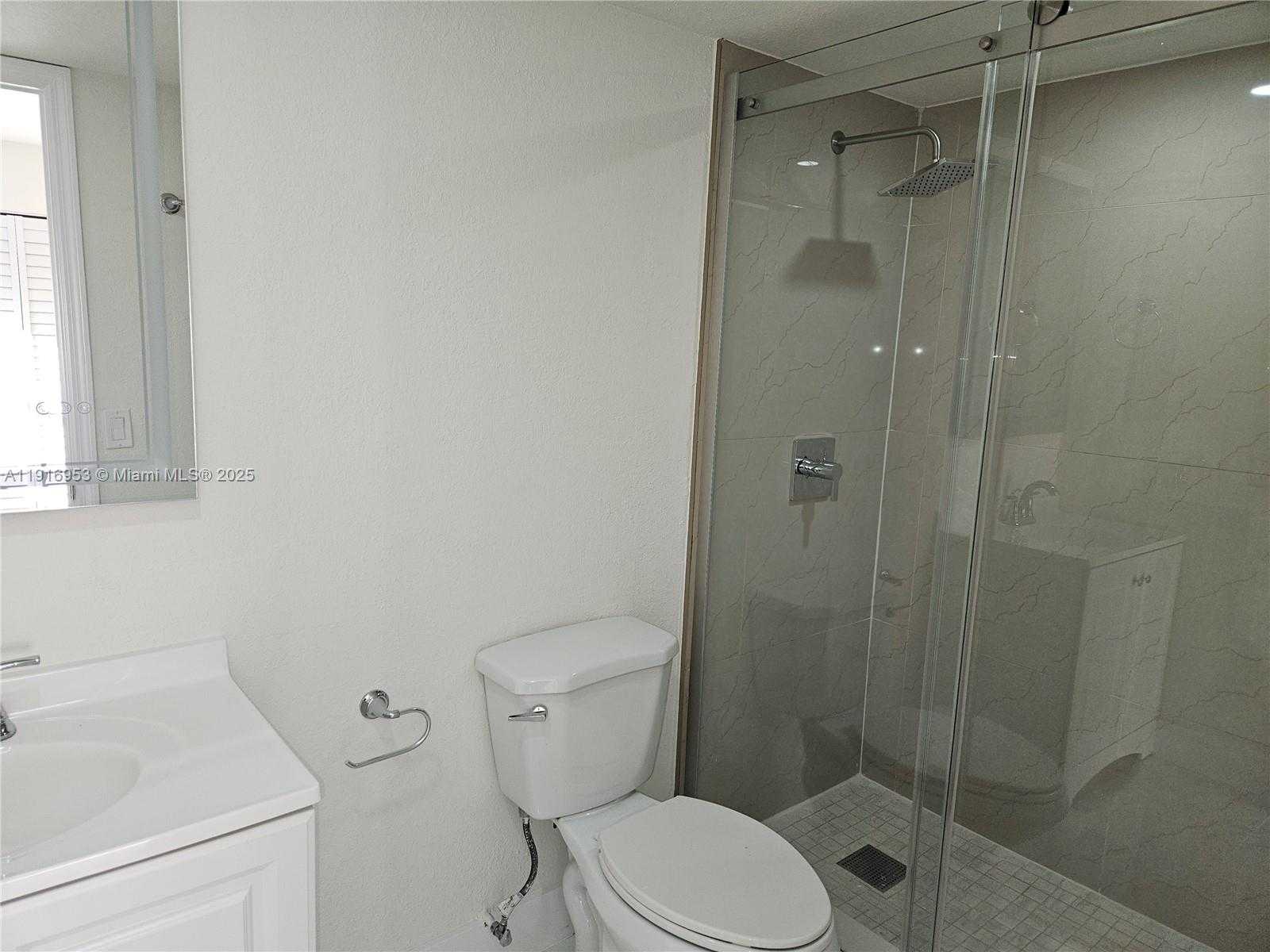 Small Image of 311 WEST PARK DR #101-13, Miami Number 30