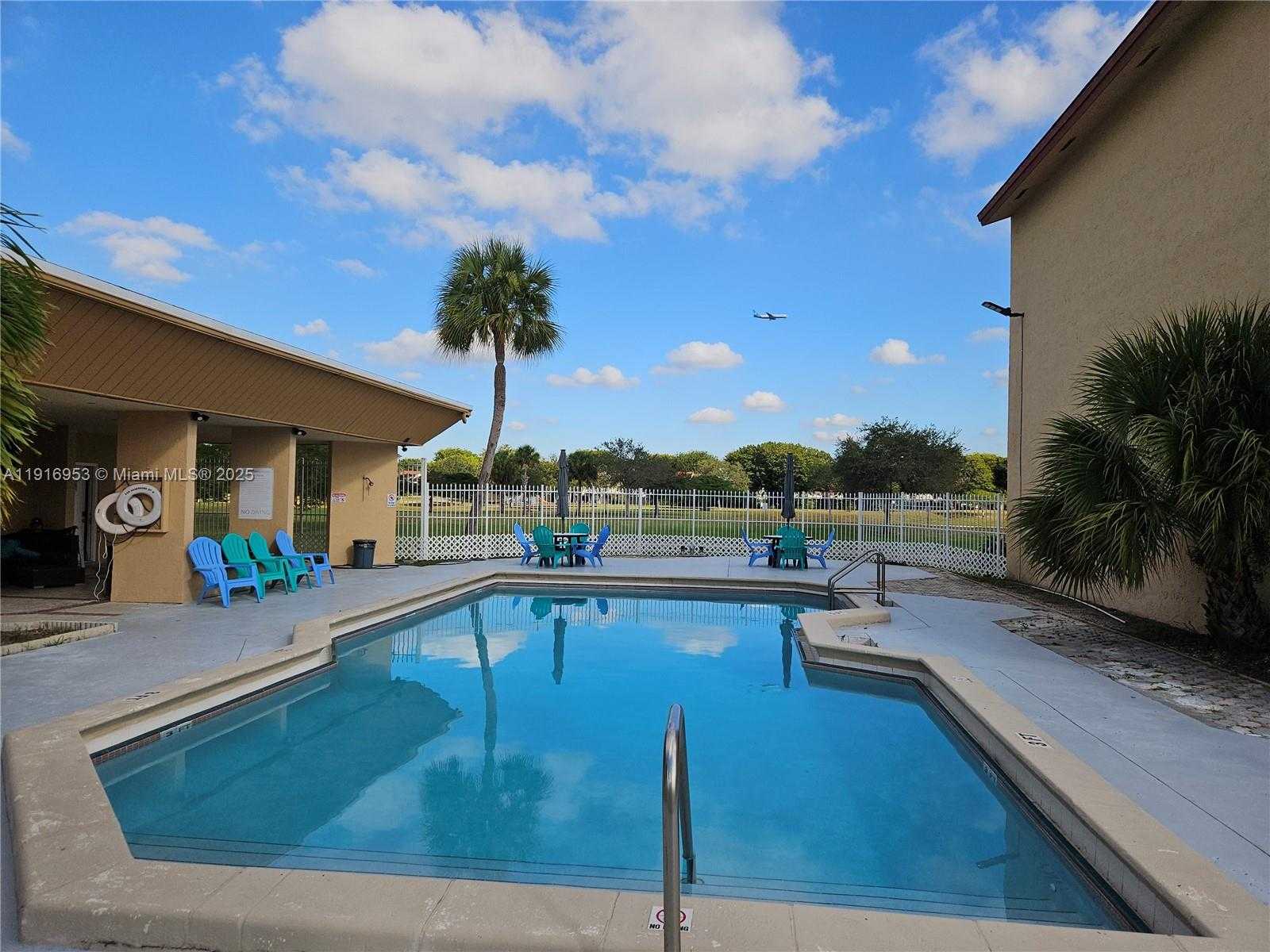 Small Image of 311 WEST PARK DR #101-13, Miami Number 45