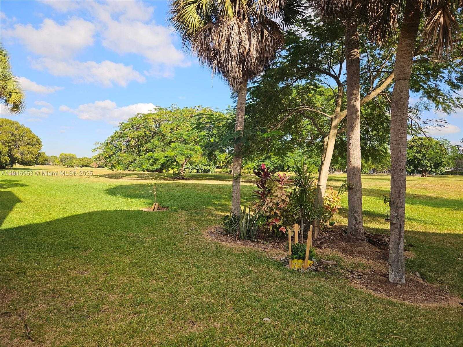 Small Image of 311 WEST PARK DR #101-13, Miami Number 48