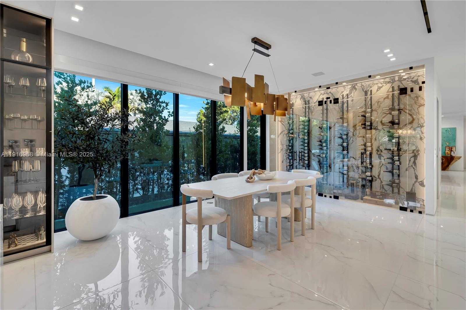 Small Image of 34 SOUTH WEST 26TH RD #N/A, Miami Number 16